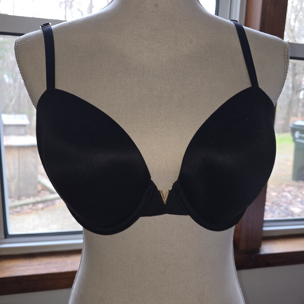 Victoria's Secret Black Plunge Bra